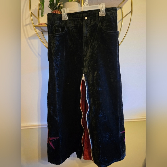 Extremely Rare Vintage Lip Service Velvet Zip Skirt! - Picture 2 of 12